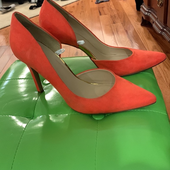 Beautiful sun kissed shoes - Picture 2 of 3